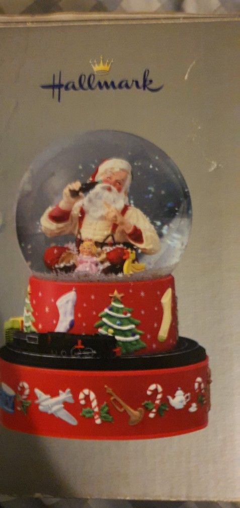 Coke Snow globe 