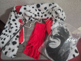 Cruella accessories costume