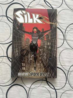 Good Condition Silk issue 1 comic book