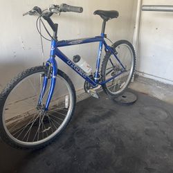 Trek 800 Sport Mountain Bike 