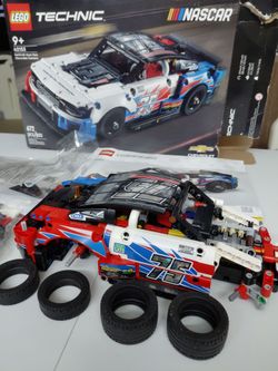 Lego Technic 42153 Nascar Camaro