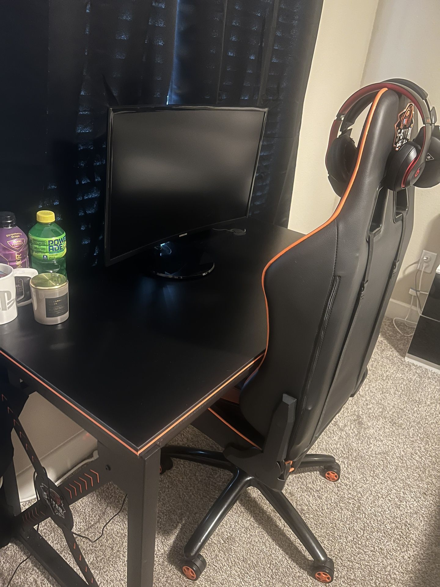 Gaming Desk With Monitor