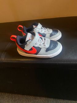 Nike Toddler Sneakers court borough size 8c