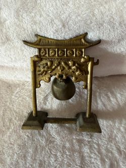 CAMPANITA ANTIGUA DE BROCE CON CASITA
