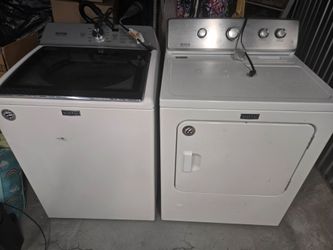 Maytag Washer and Dryer Set
