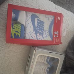 Nike Baby 3 Piece Set  0-6 With Matching shoes size 3 c