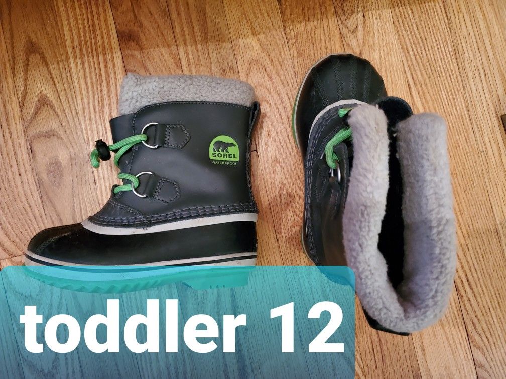 Sorel toddler boys size 12 winter waterproof boots