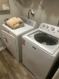 Maytag Washer and Dryer Set