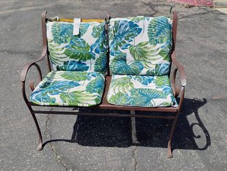41 INCH METAL BENCH WITH CUSHIONS