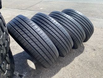 Michelin defender 225/65/17”