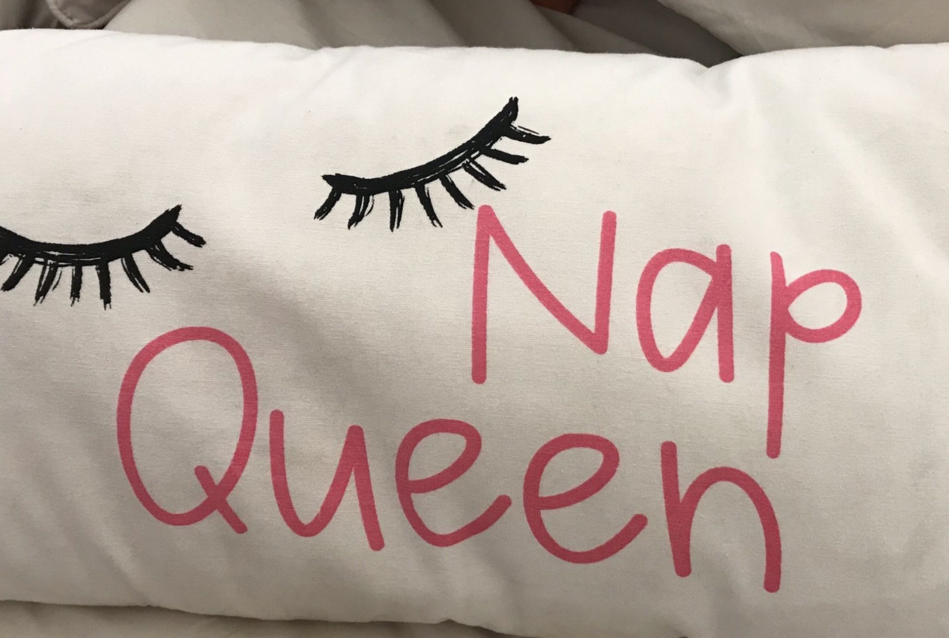 Nap Queen Pillow 👑 