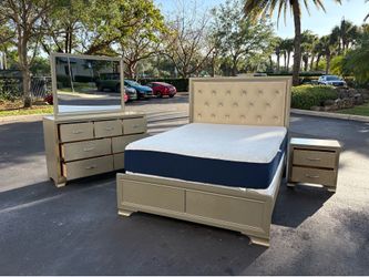Beautiful Bedroom Set Queen Size Solid Wood Golden Color In Great Condition by Malaysia Furniture