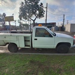 1991 Chevy C2250 *PLEASE READ FULL DESCRIPTION *