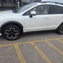 2014 Subaru Crosstrek – 80,000 miles – Excellent Condition