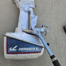EVINRUDE 75 MOTOR DE LANCHA