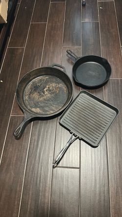 3 Cast Iron skillets
