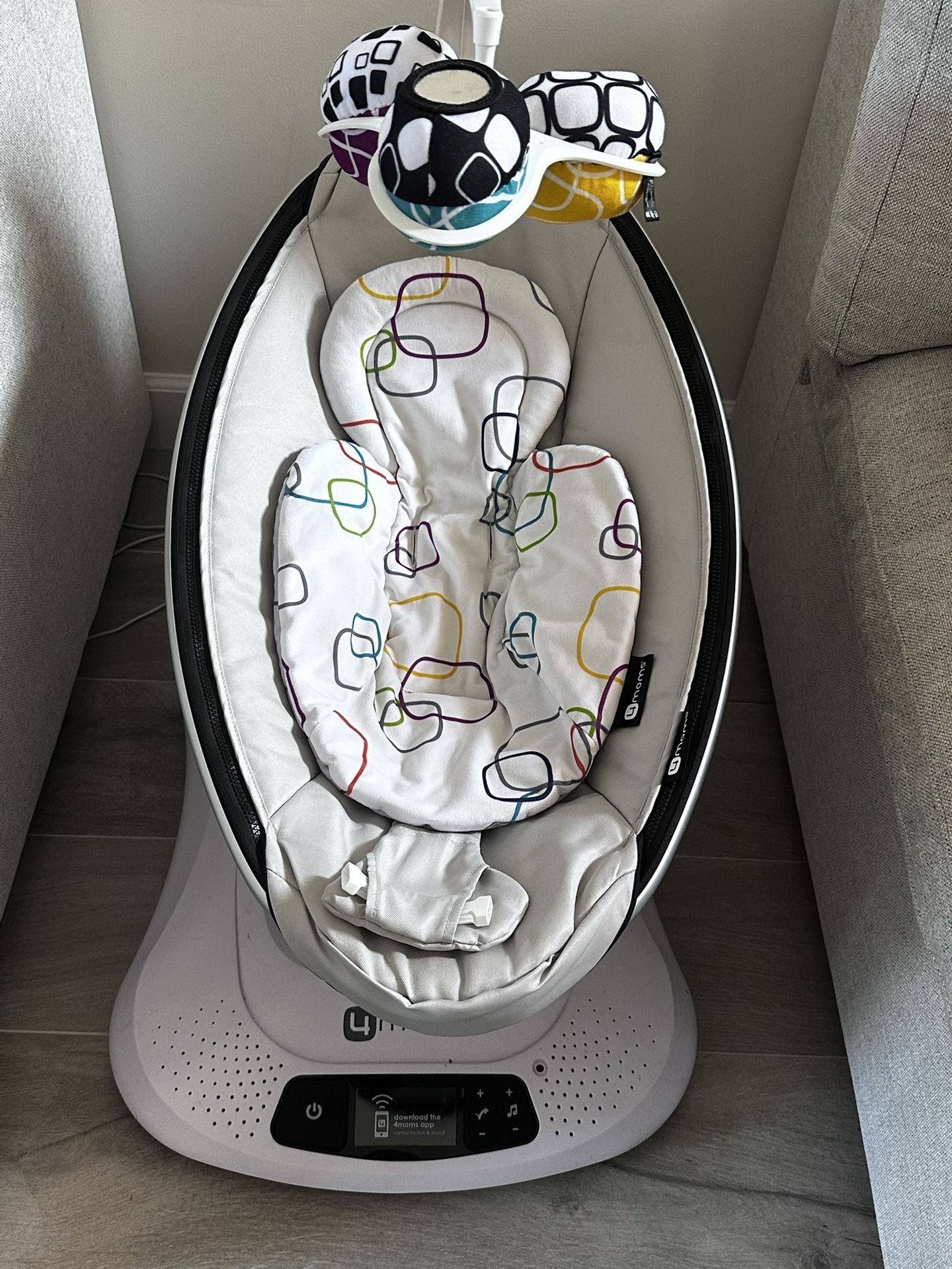 4moms MamaRoo Baby Swing