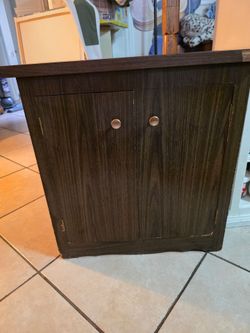 Cabinit   for storing stuff