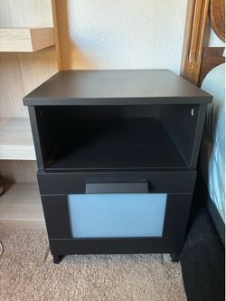 Black night stand with drawer
