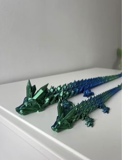 Set of two Beautiful Flexible Crystal Dragons.  Figurine Decor(Dragon)