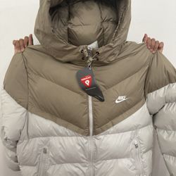 Nike Men Jacket Original Price $250 Men Size L