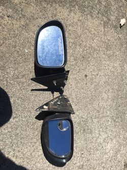 Side mirrors off a 1998 Dodge Dakota.