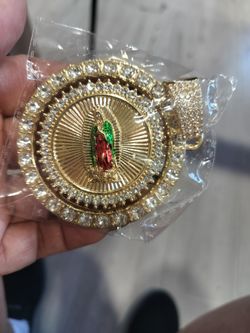 Medallón en ORO LAMINADO