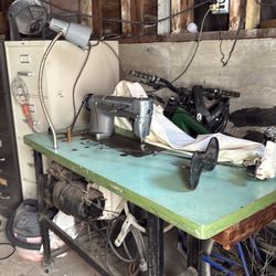 Industrial sewing machine