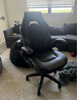 Gaming chair