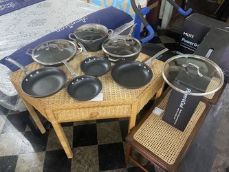 11pc Calphalon Cookware Set