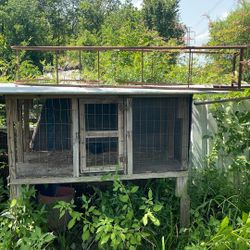 Four baby chick coops for sale , Need them Gone make a offer 