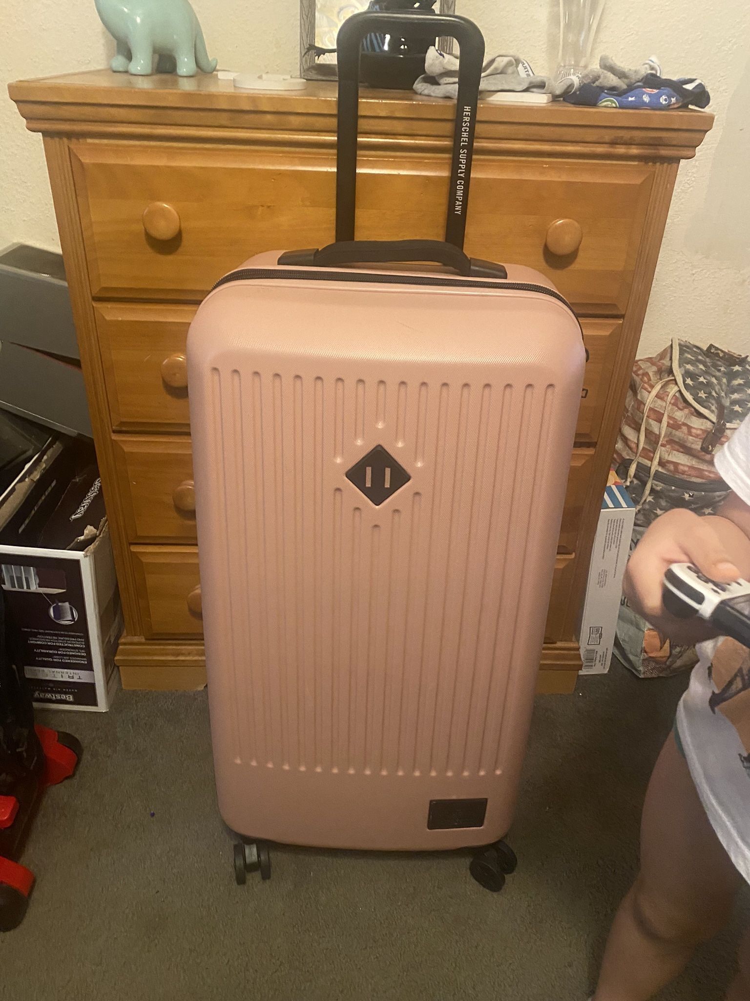 Herschel Heritage Luggage Big Pink Hard Like new