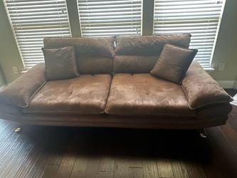 Sofa and loveseat set