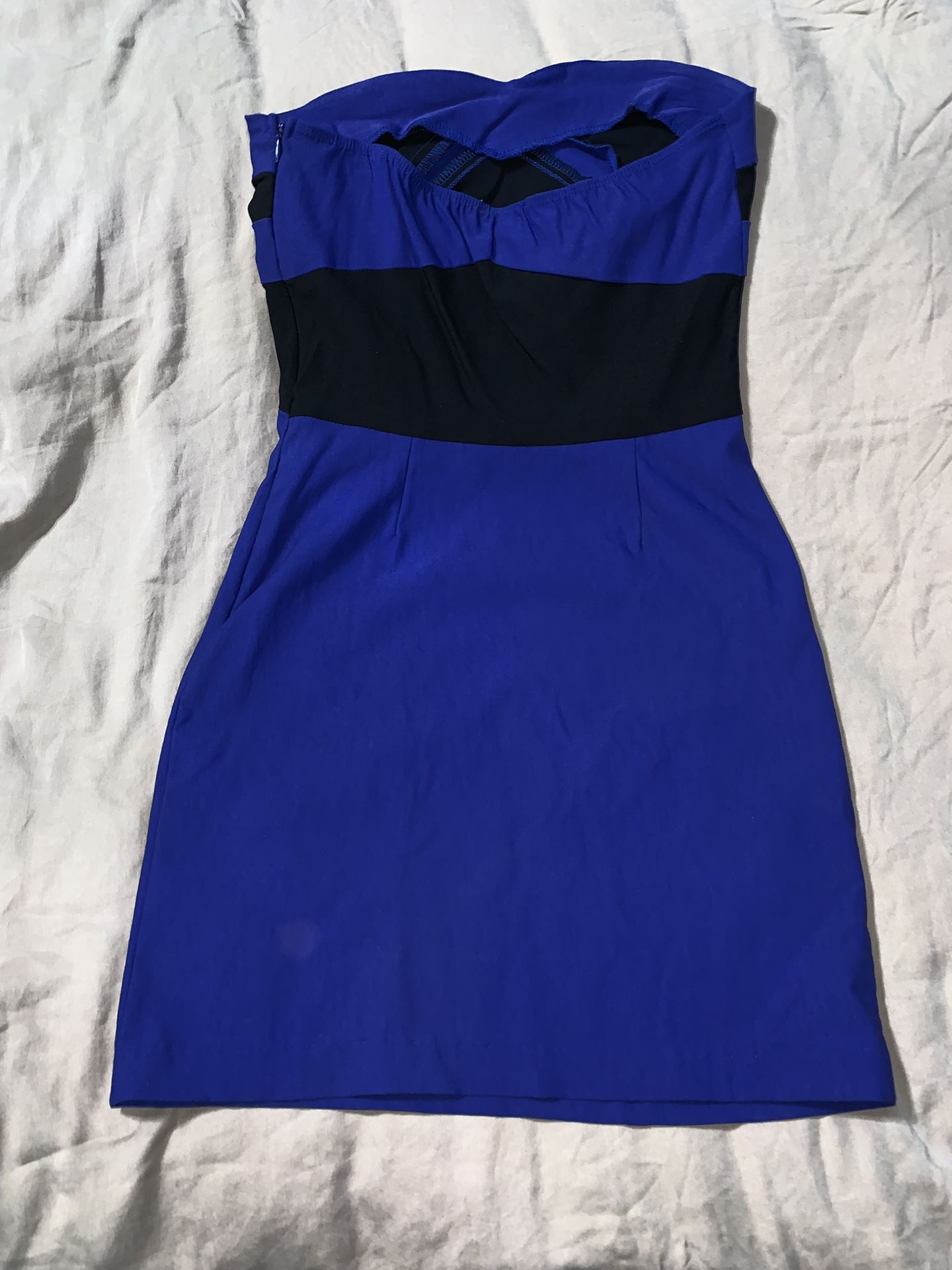 Black and blue strapless Dress
