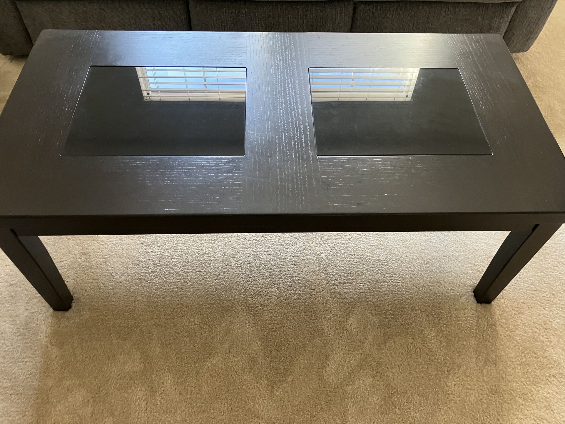 Coffee Table W/end-tables And Lamps 