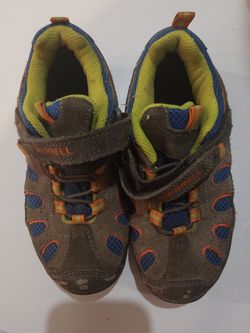 Merrell boys size 1