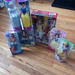 Disney Dolls ... Need Them Gone Today.........