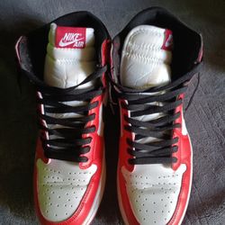 Jordan 1 Size 10 90$