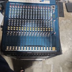 MIXER ALLEN&HEATH MixWizard3 16:2