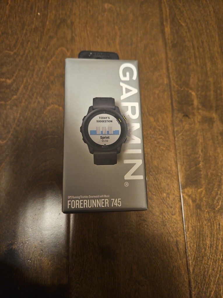 Garmin Forerunner 745