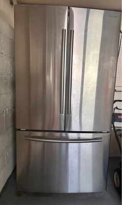Samsung Stainless Steel 25.5 Cu.  Ft. French Door Refrigerator