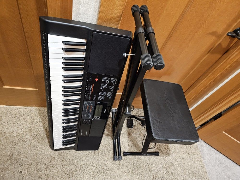 Casio CT-X700 Piano W/ Extras