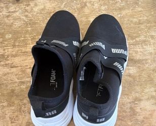 Puma women’s athletic shoe