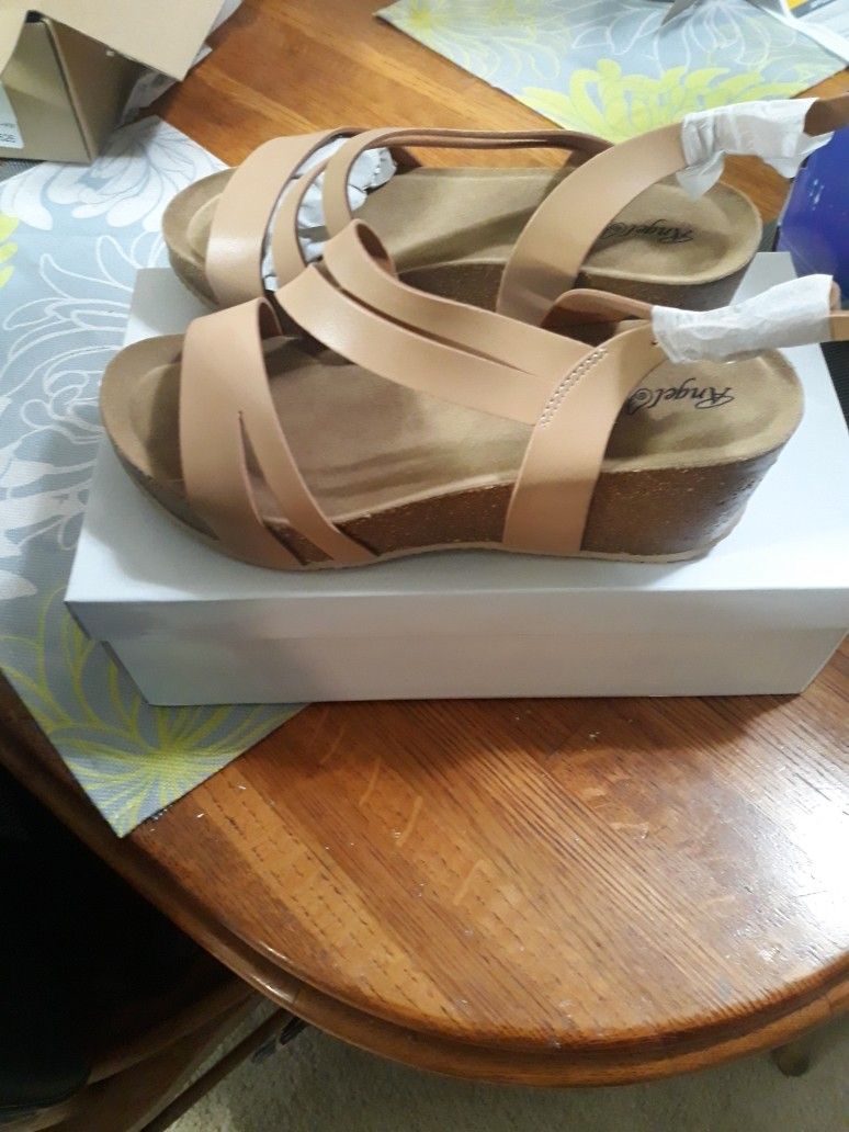 Angel Steps Tali Sandals Sz 8m Tan