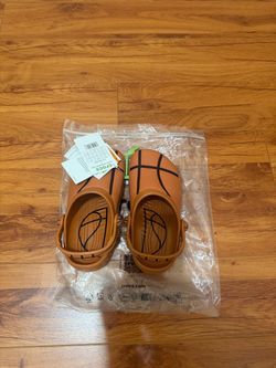 Crocs Classic Basketball Clog