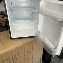 Vissani 2.6 Cu. Ft. Mini Refrigerator in Black, ENERGY STAR    