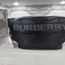 Burberry Fanny Pack 