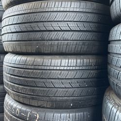 Set Of Tires (4) 215-50-17 Michelin