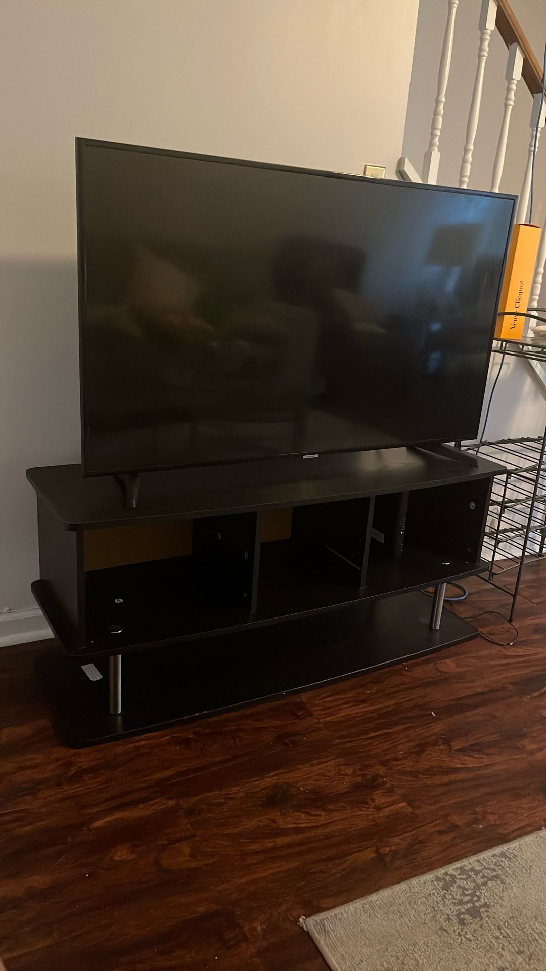 50 In Lg Tv With Tv Stand