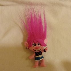 Trolls World Tour Rock And Roll Poppy 2 Inch Figures